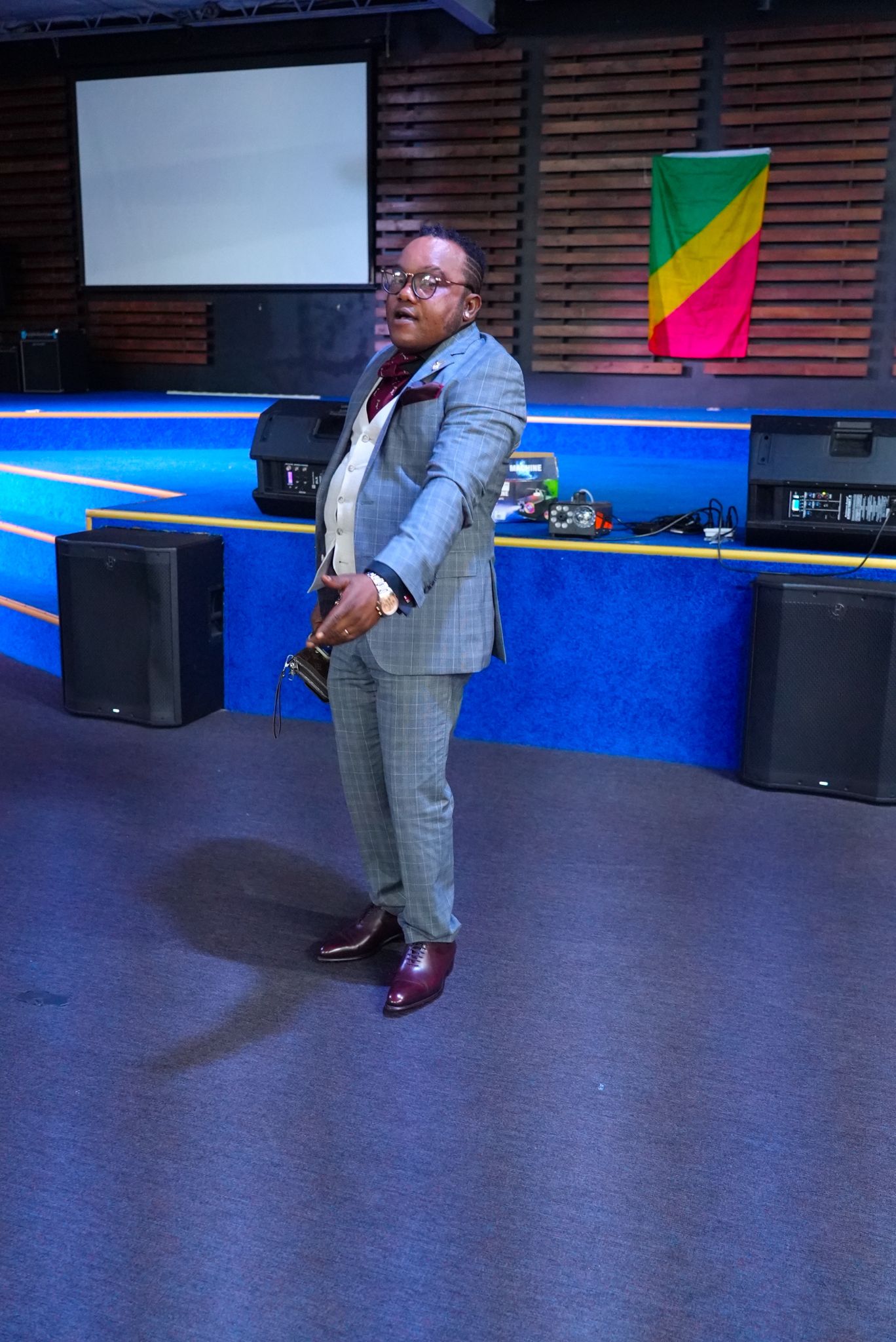 Blue Republic of Congo-themed decorations at Congolese Independence Day celebration