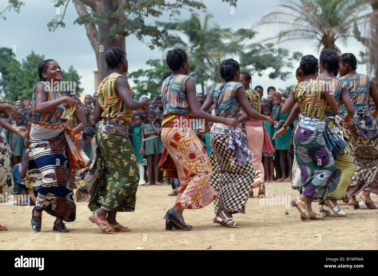 Traditional dancers from the Republic of Congo